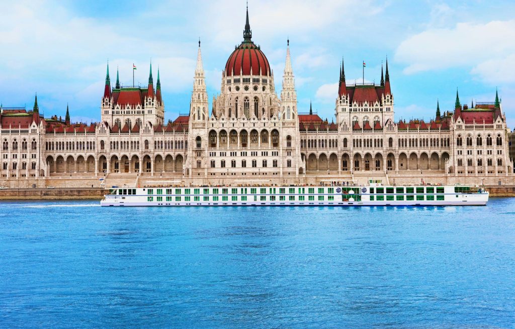 Budapest budapest budapest budapest budapest budapest.
